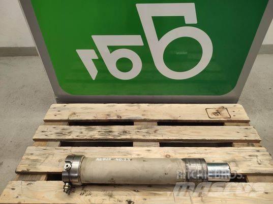 Merlo 40.25  actuator Стрели и рамена
