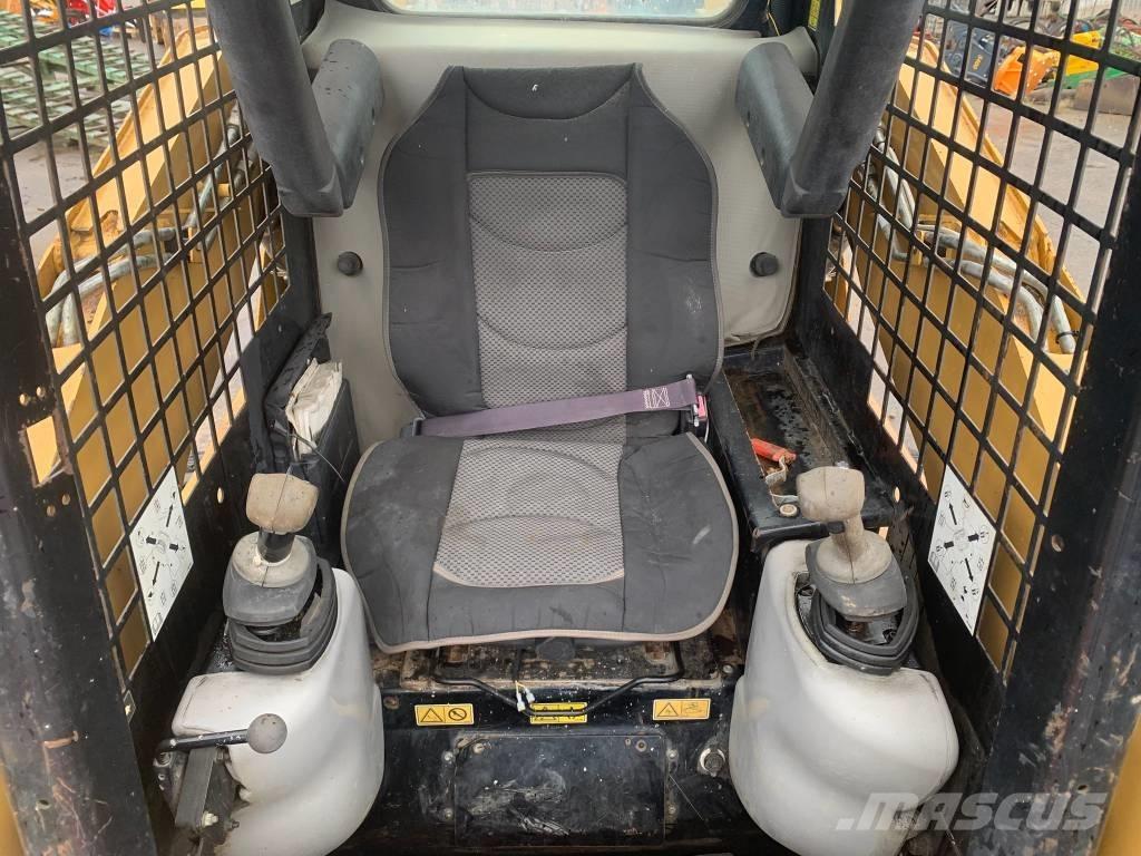 CAT 257 B Мини товарачи
