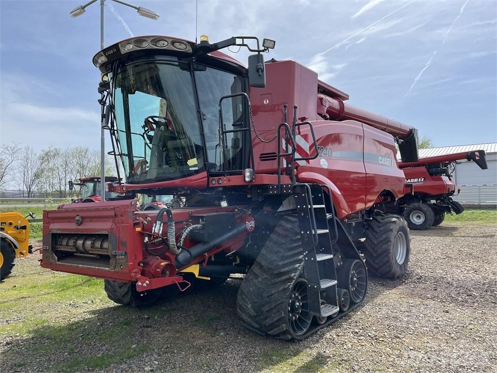 Case IH AF 7240 Комбайни