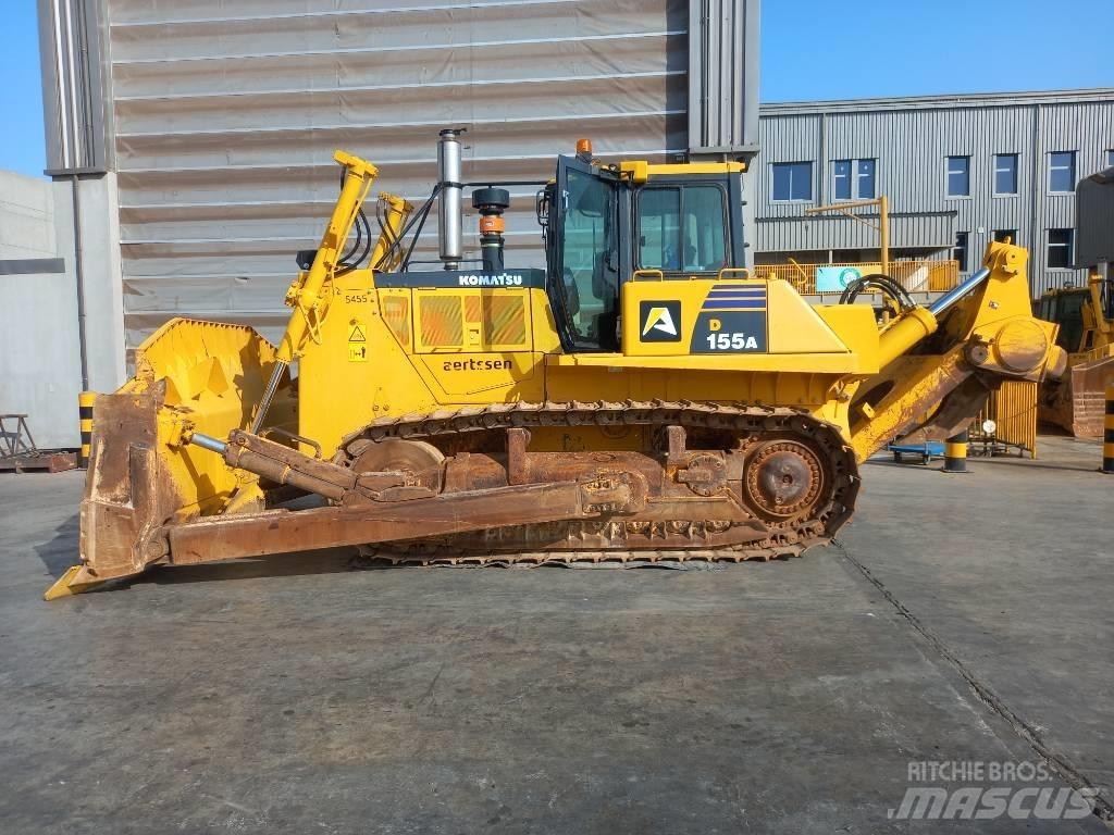 Komatsu D155A-6R Верижни булдозери
