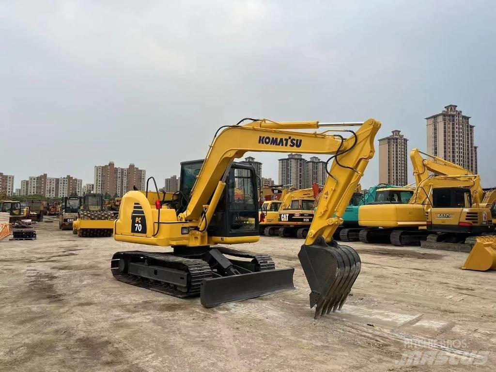 Komatsu PC70-8 Верижен екскаватор