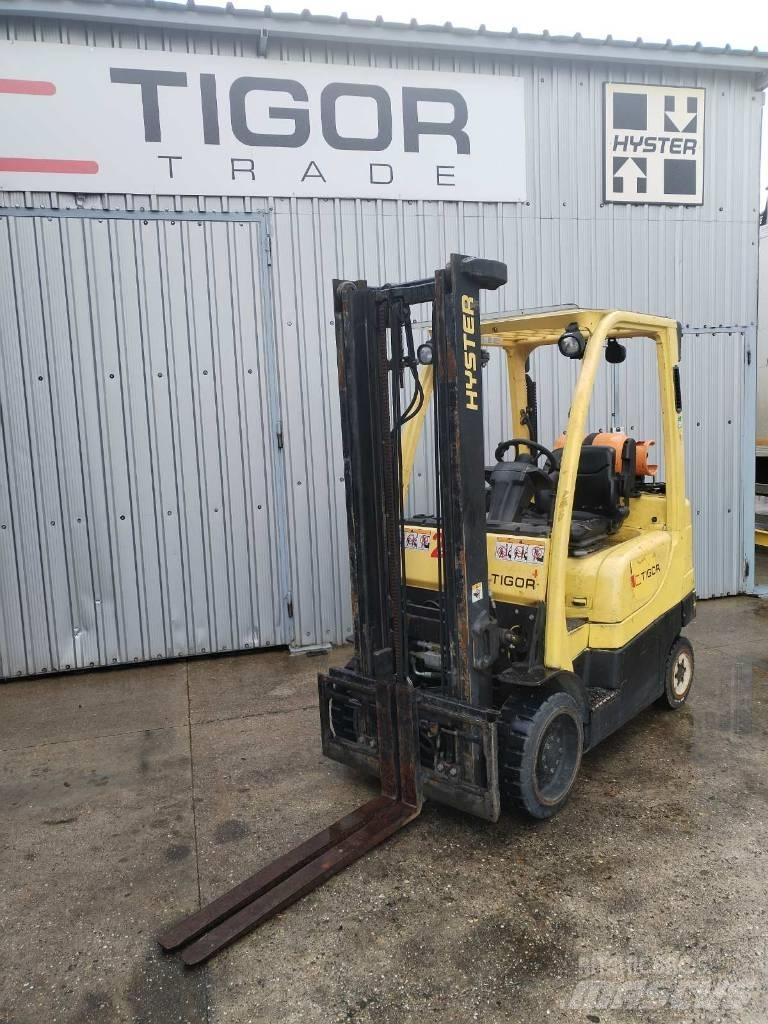 Hyster H 2.5 FT LPG Камиони с АГУ