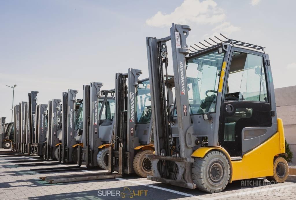 Jungheinrich TFG320s Камиони с АГУ