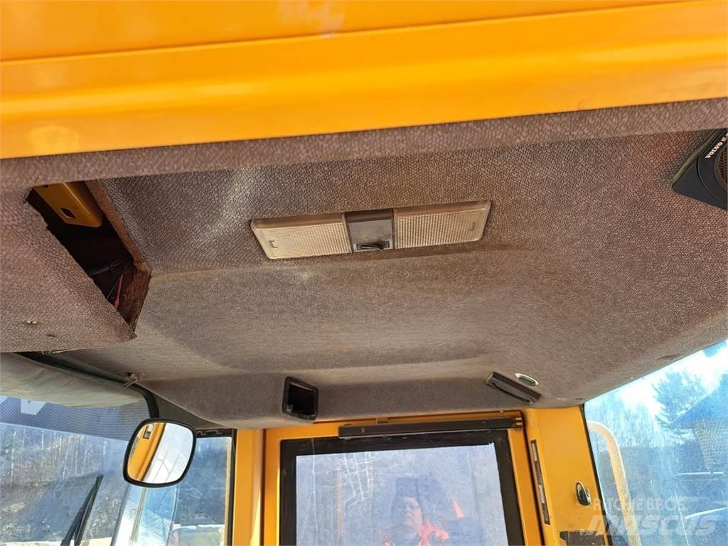 Volvo L180D Строителство - Други