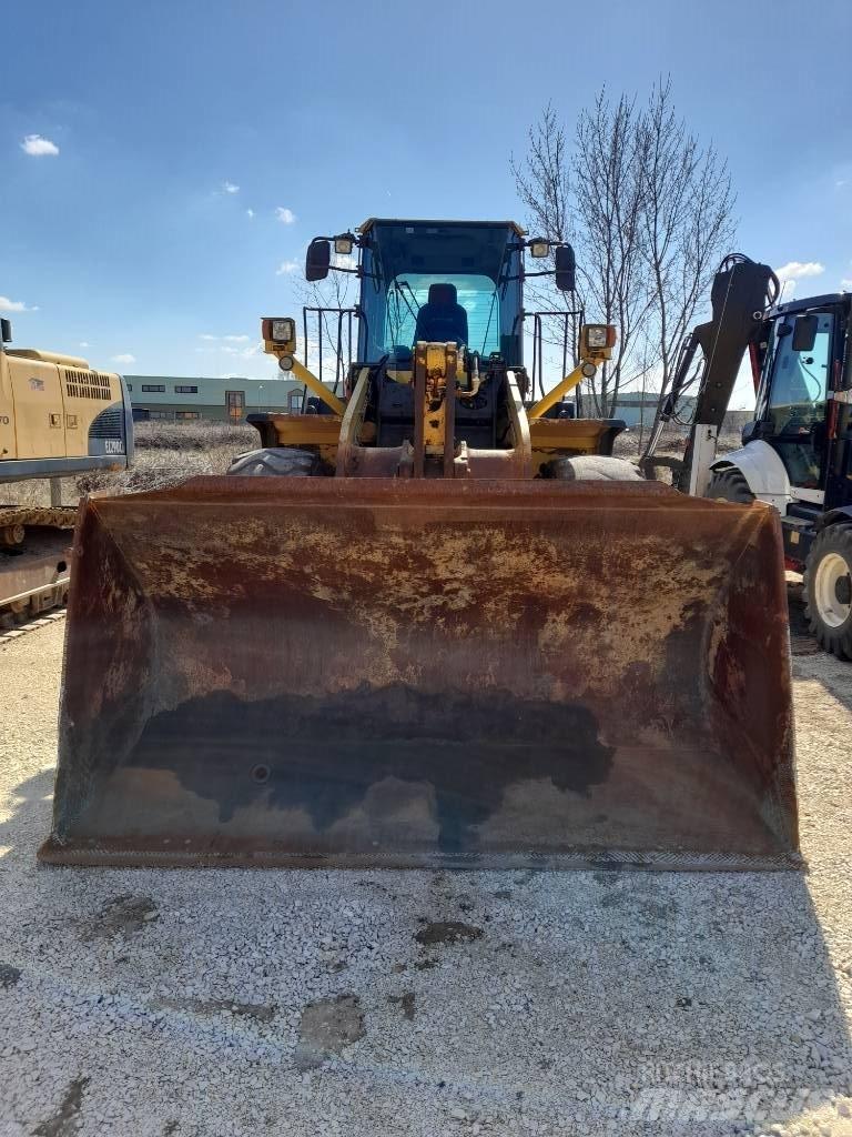 Komatsu WA 380-6 Колесни товарачи