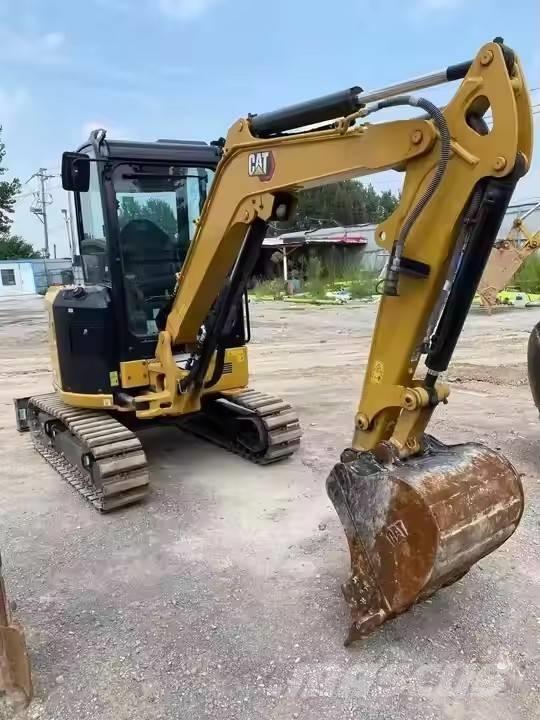 CAT 303 CR Мини екскаватори < 7 т