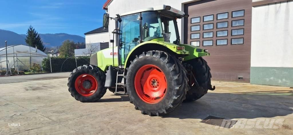 CLAAS Ares 696 Трактори