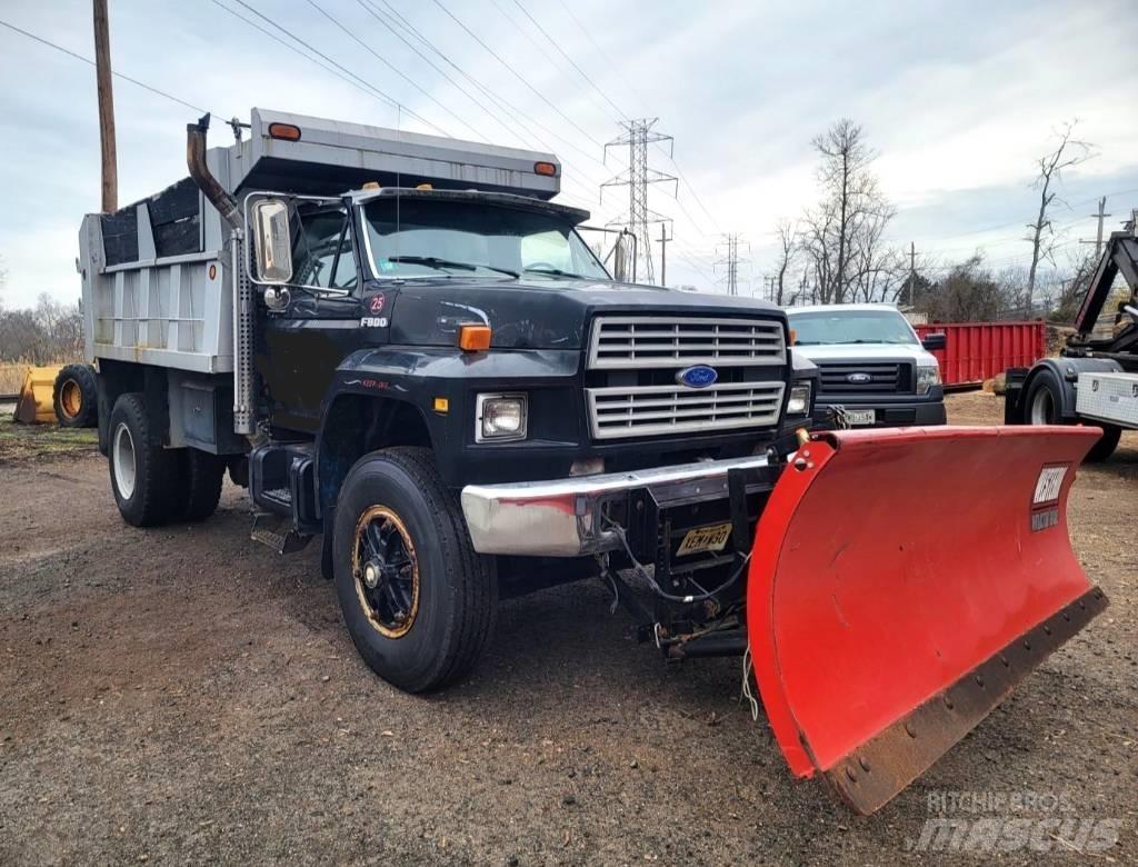 Ford F 800 Самосвал