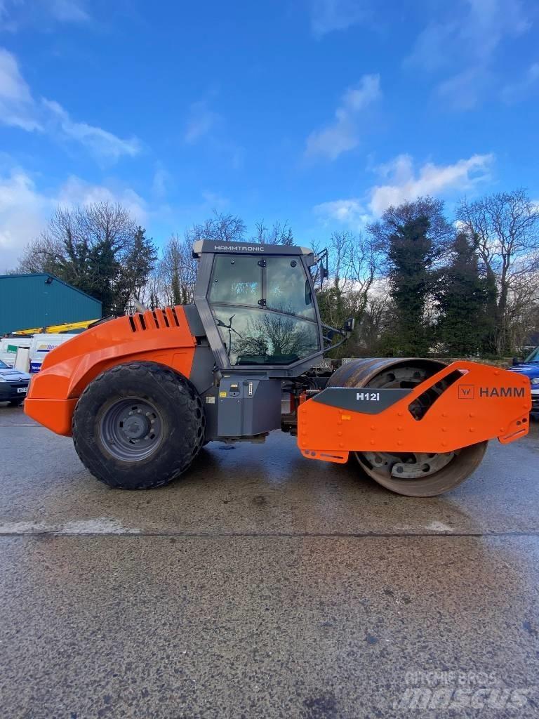 Hamm H12i Еднобарабанни ролки
