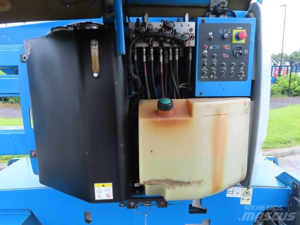 Genie Z 45/25 J Съчленени стрелови подемници