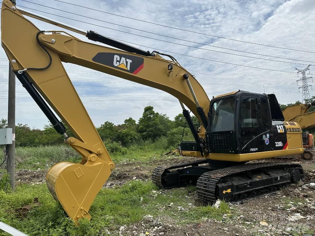 CAT 320 D Верижен екскаватор