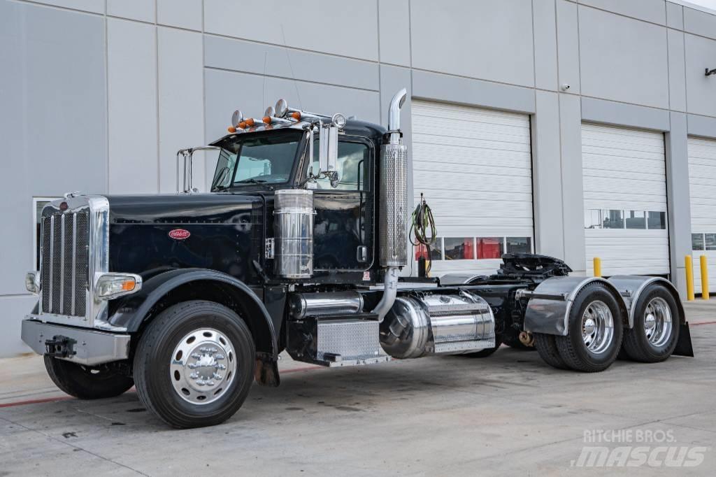 Peterbilt 388 Влекачи