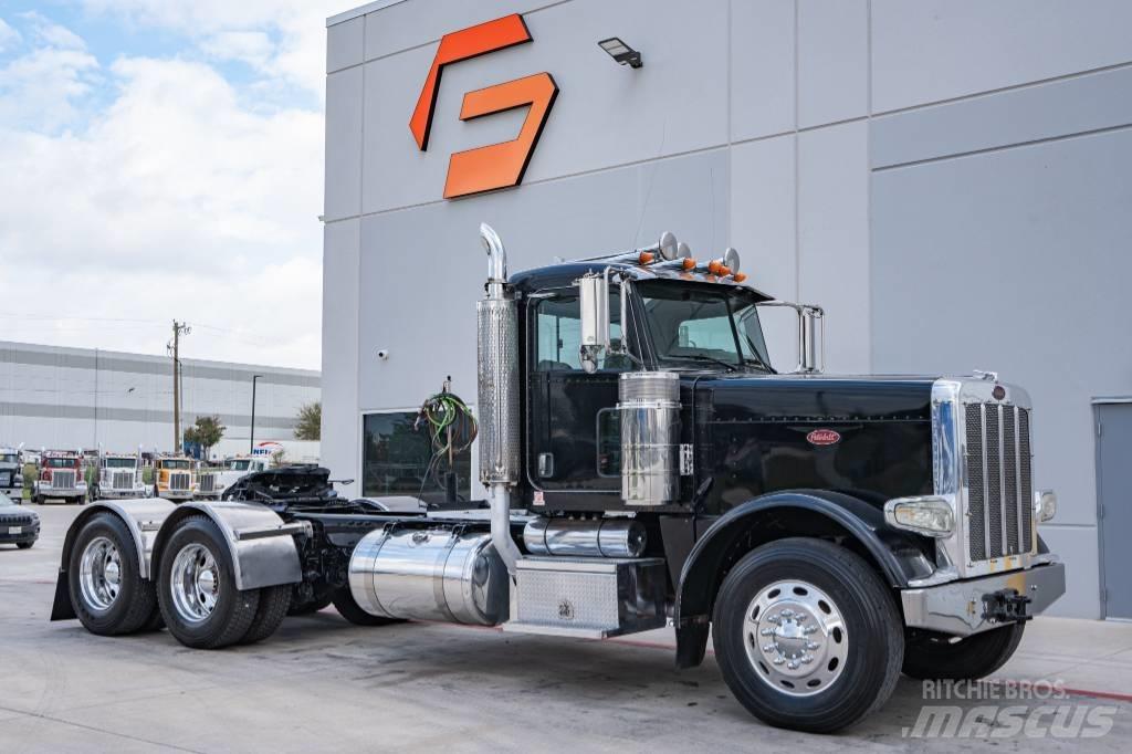 Peterbilt 388 Влекачи