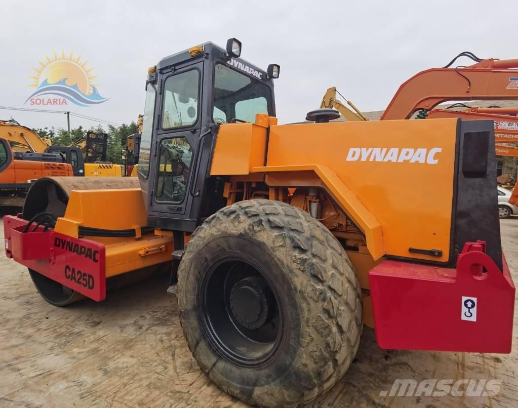 Dynapac CA 25 D Еднобарабанни ролки
