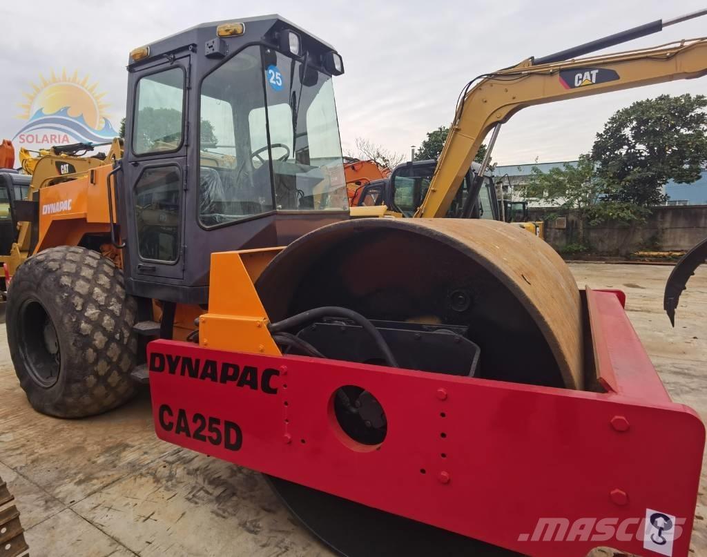 Dynapac CA 25 D Еднобарабанни ролки
