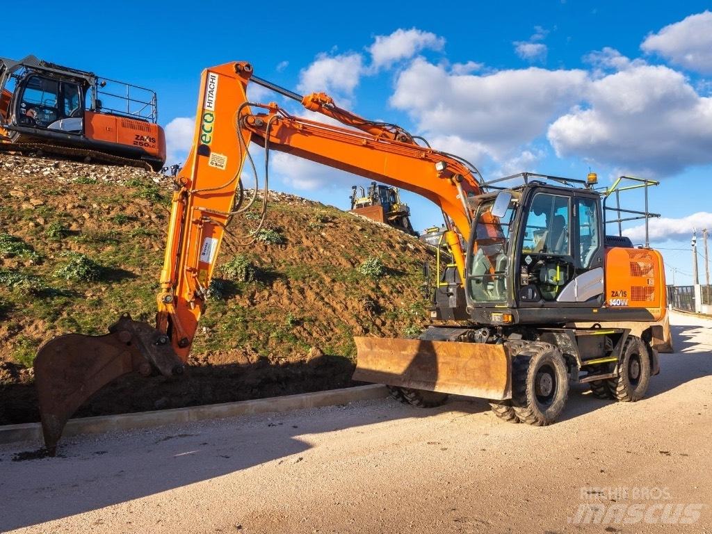 Hitachi 140W Колесни екскаватори