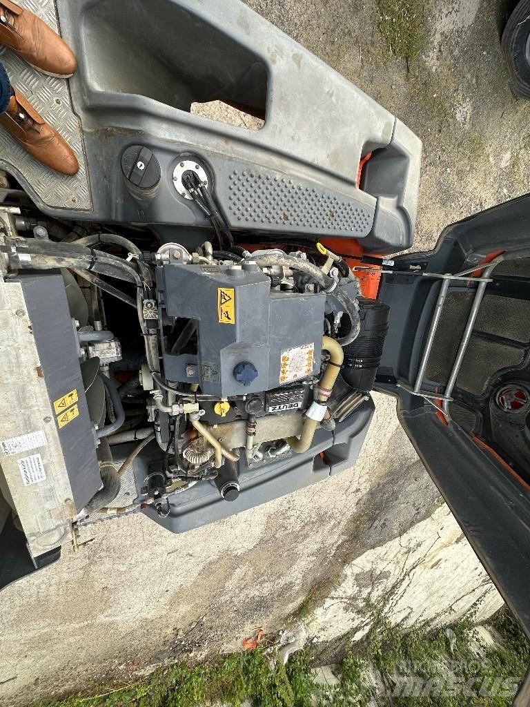 Hamm GRW 180i Пневматични гумени  ролки
