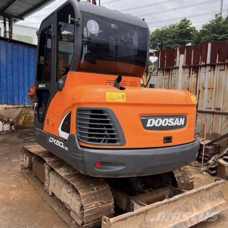 Doosan 60-9c Верижен екскаватор