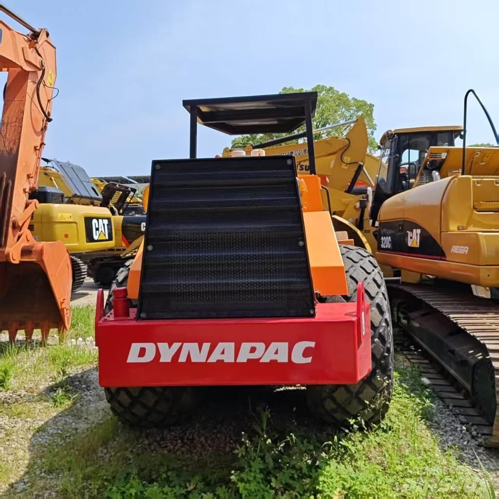 Dynapac CA 251 D Еднобарабанни ролки
