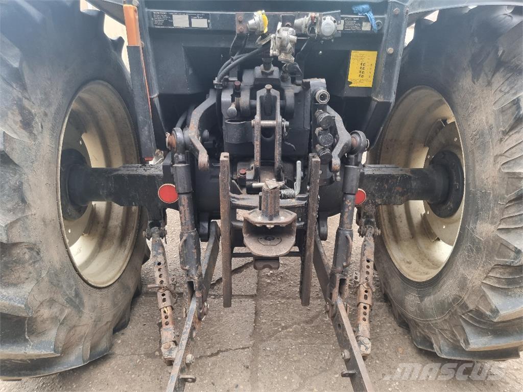 Valtra Valmet 900 Трактори