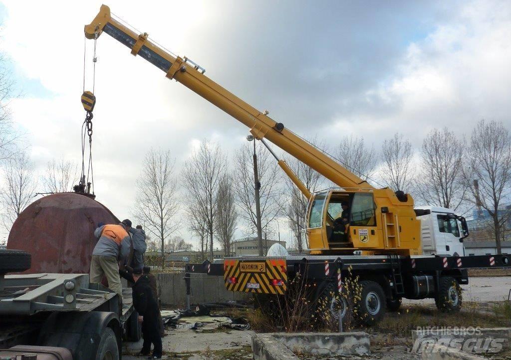 Hidrokon HK 30 18 T2 Всъдеходни кранове
