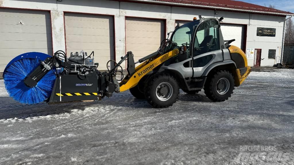 Kramer 380 Колесни товарачи