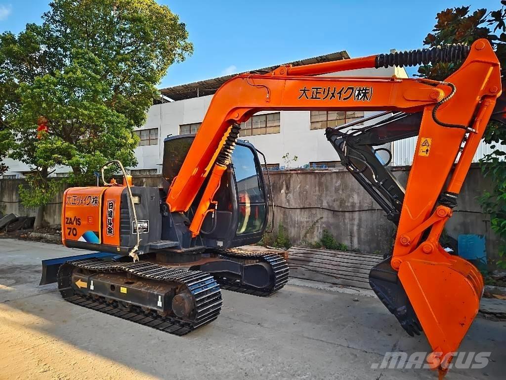 Hitachi ZX 70 Средни екскаватори 7т - 12т