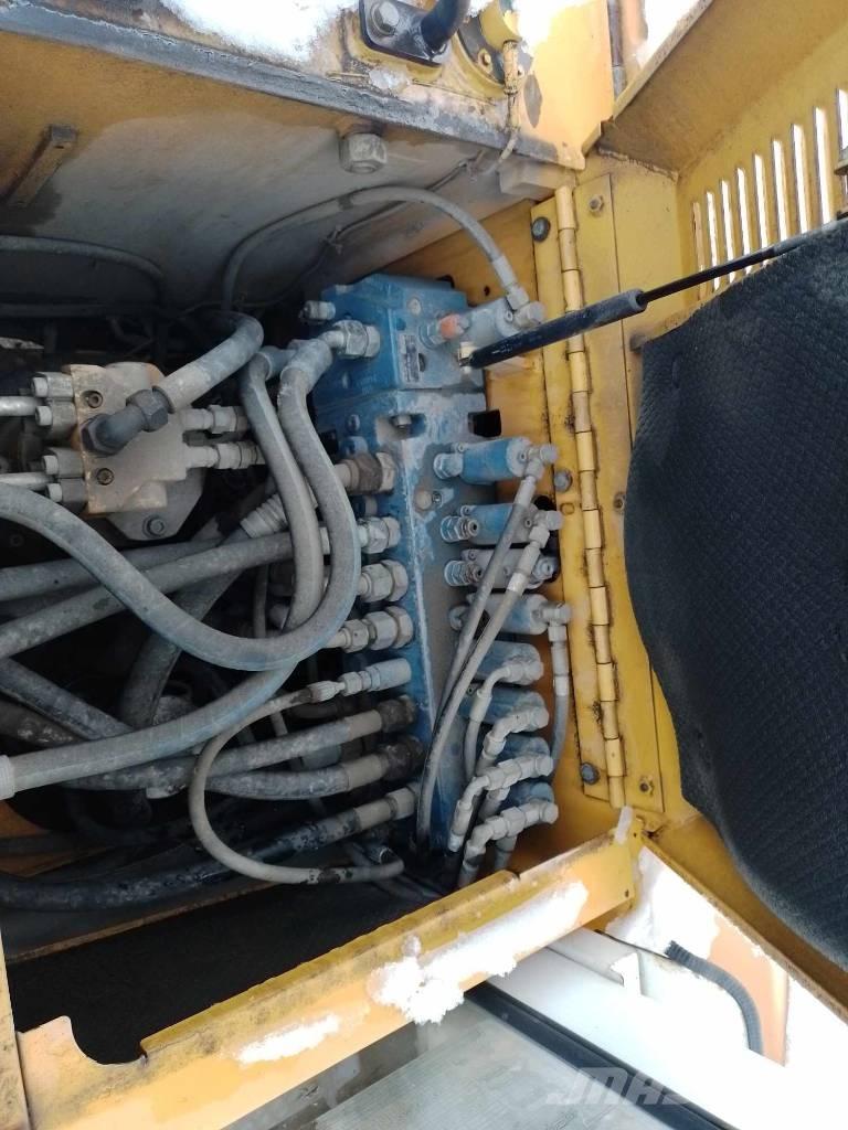 Liebherr A 308 Колесни екскаватори