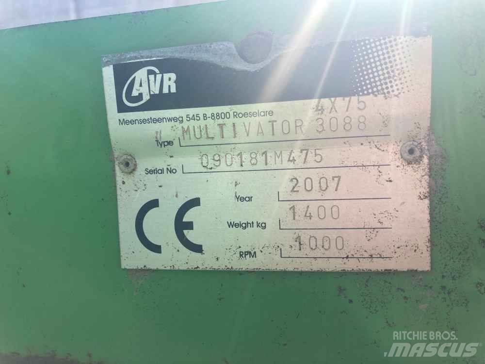 AVR - Multivator Машини за събиране на картофи - Други