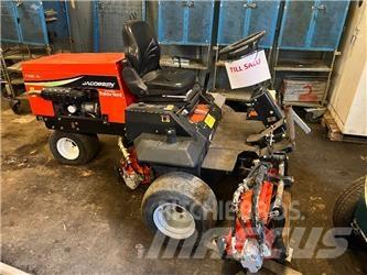 Jacobsen T-PLEX185 Тракторни косачки