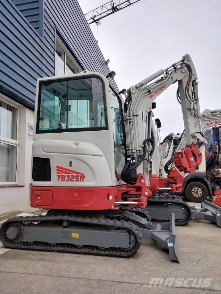 Takeuchi TB 325 R Мини екскаватори < 7 т