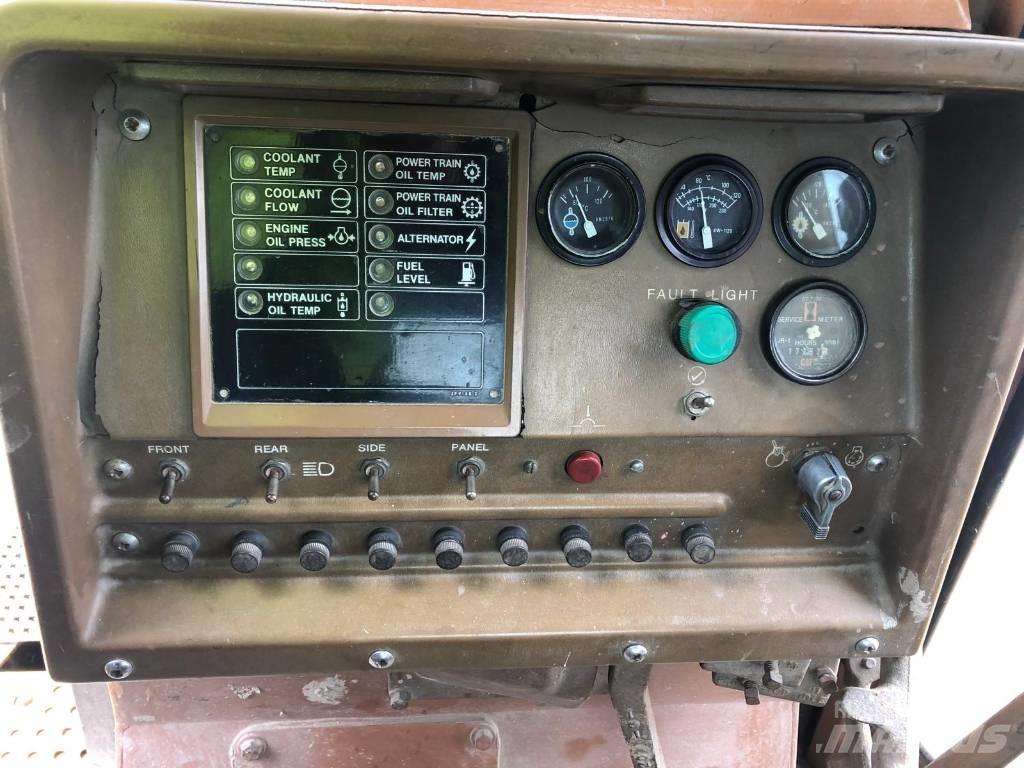 CAT D 10 Верижни булдозери

