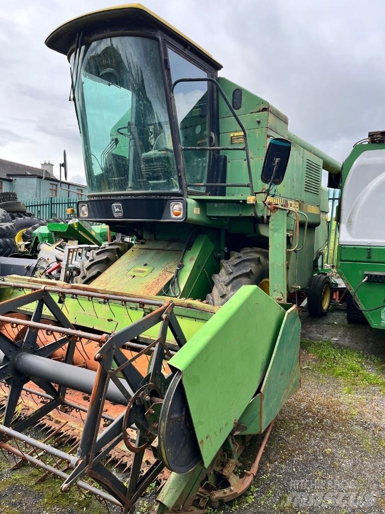 John Deere 1055 Комбайни