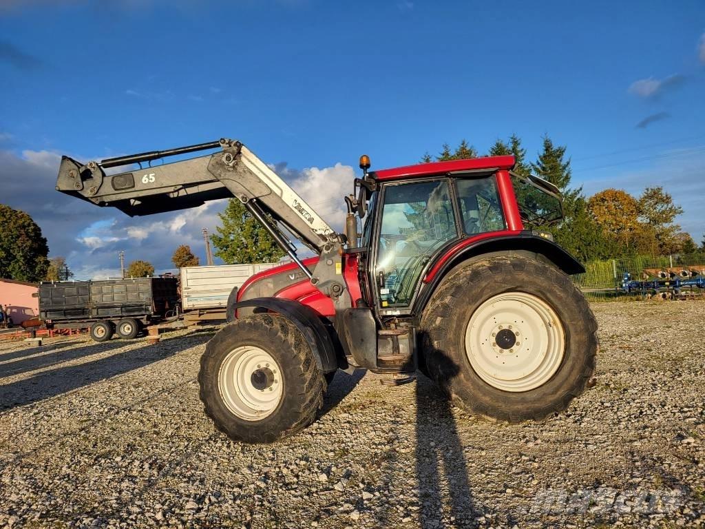 Valtra N 141 LS Трактори