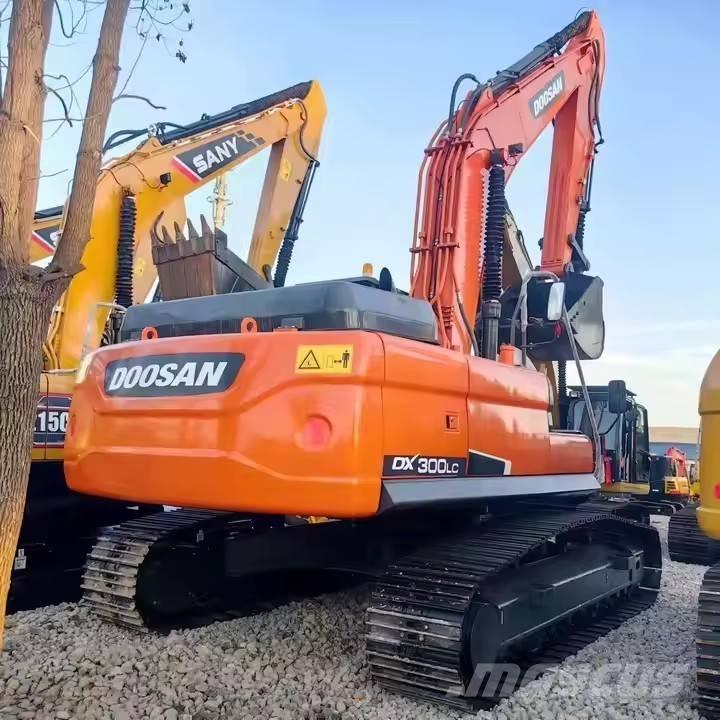 Doosan DX 300 LC Верижен екскаватор