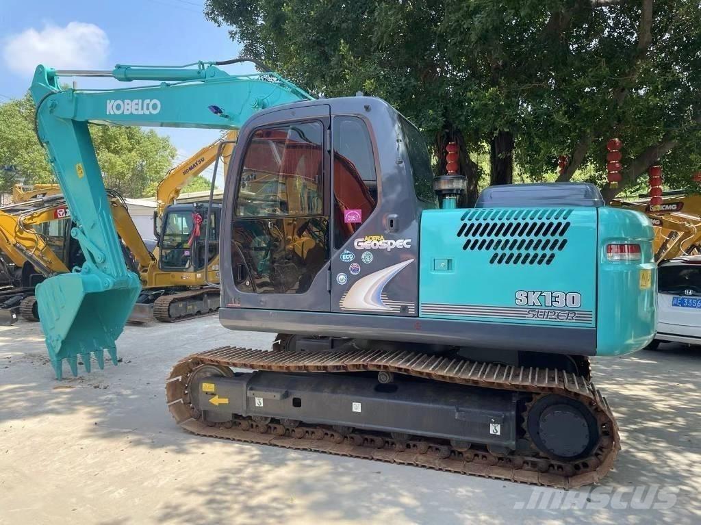 Kobelco SK130-8 Средни екскаватори 7т - 12т