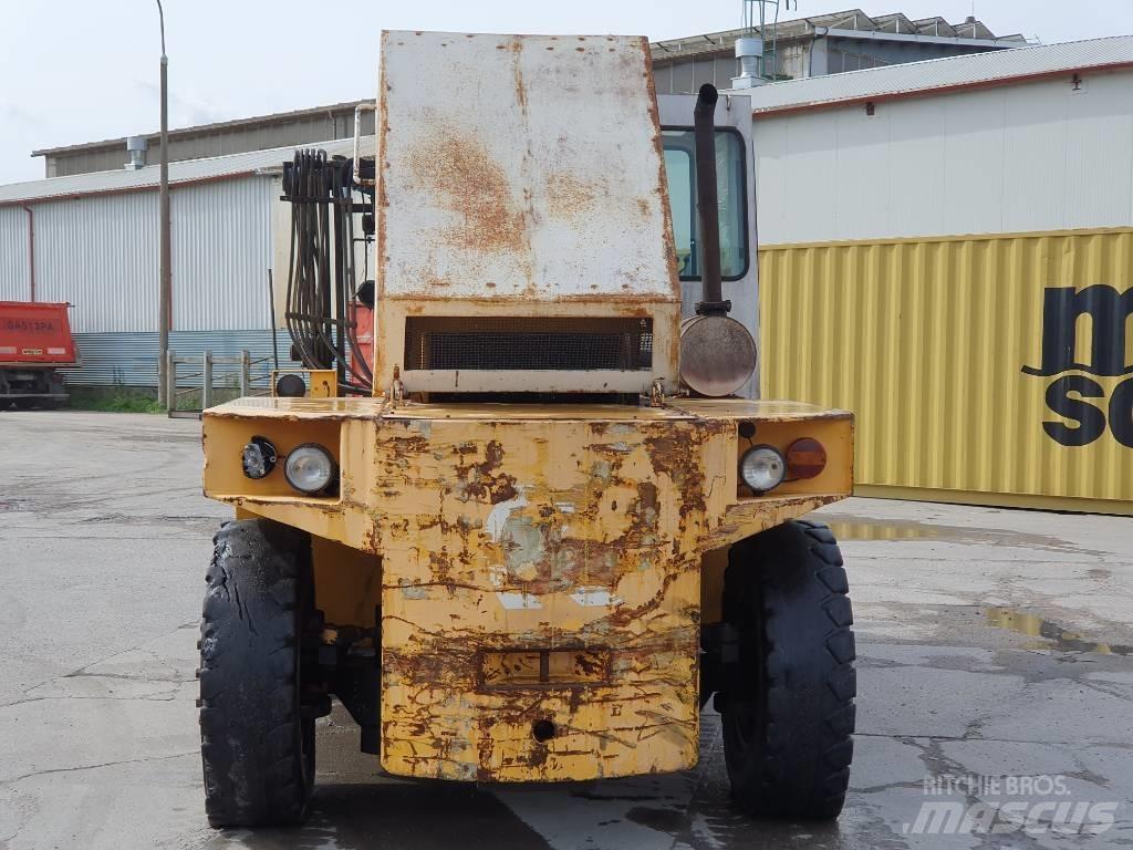Kalmar 15-1200 Дизелови камиони