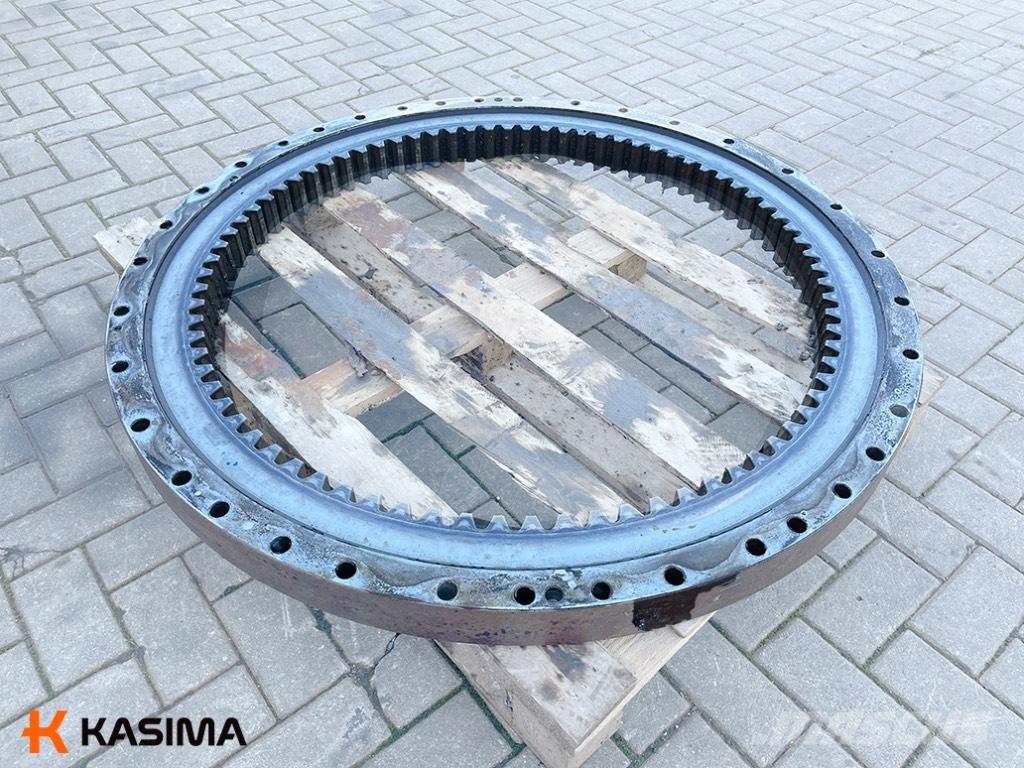 Doosan Slewing ring Релси, вериги и ходова част

