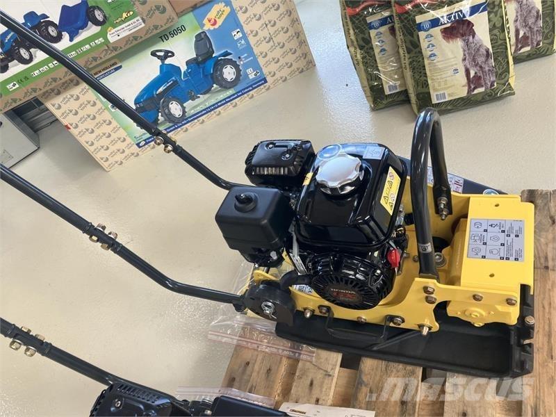  - - - BOMAG BVP10/36 Селскостопанство - Други