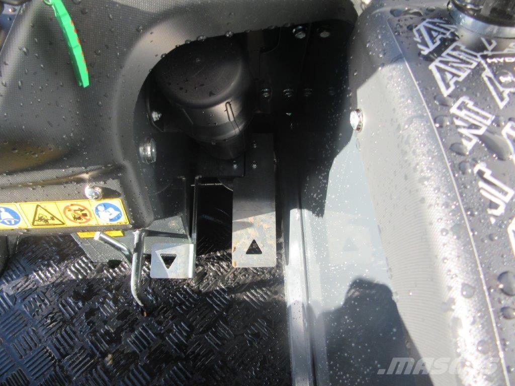 Avant 220 Телескопични товарачи