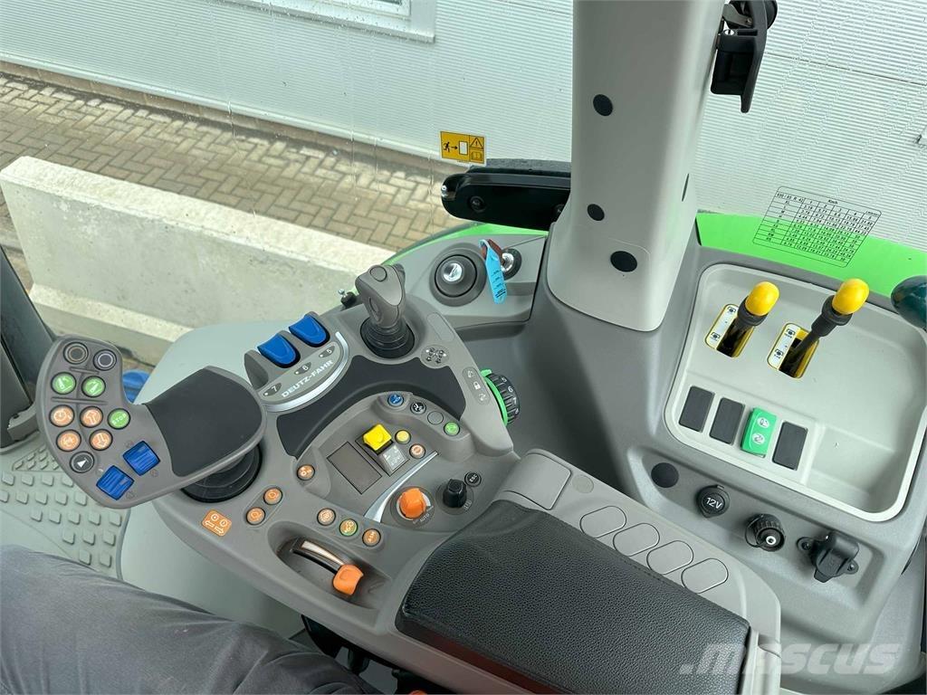 Deutz-Fahr 6215RC Трактори
