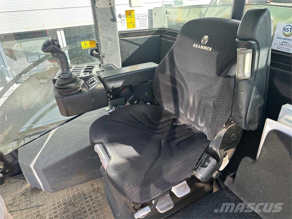 Househam AR3000 Самоходни пръскачки
