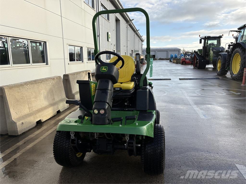 John Deere 1570 Тракторни косачки