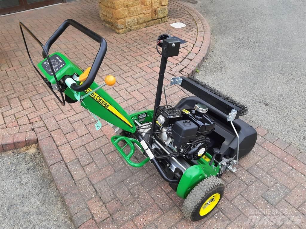 John Deere 220SL Бутащи се косачки