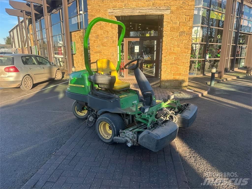 John Deere 2500EH Бутащи се косачки