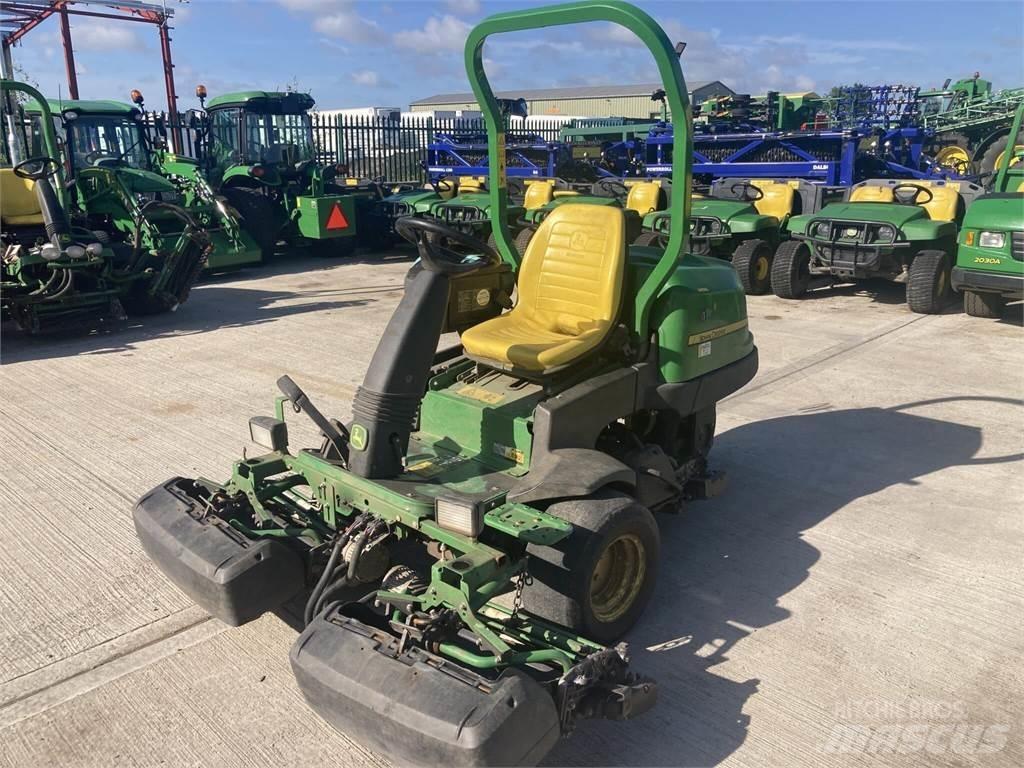 John Deere 2500EH Бутащи се косачки