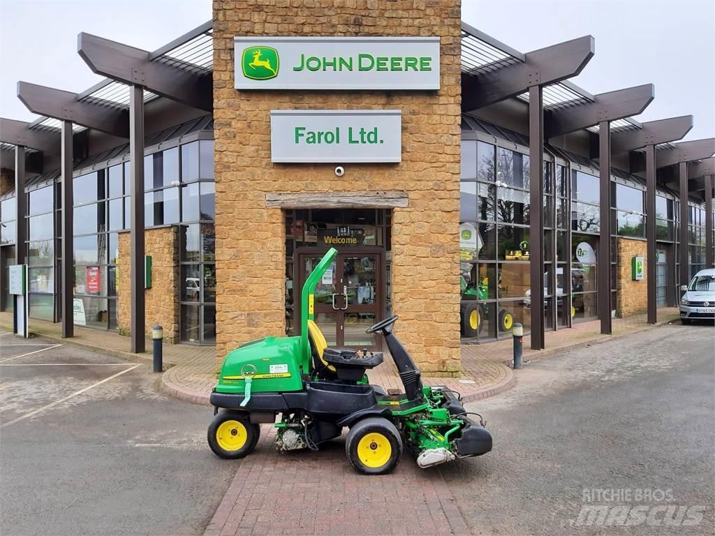 John Deere 2500EH Бутащи се косачки