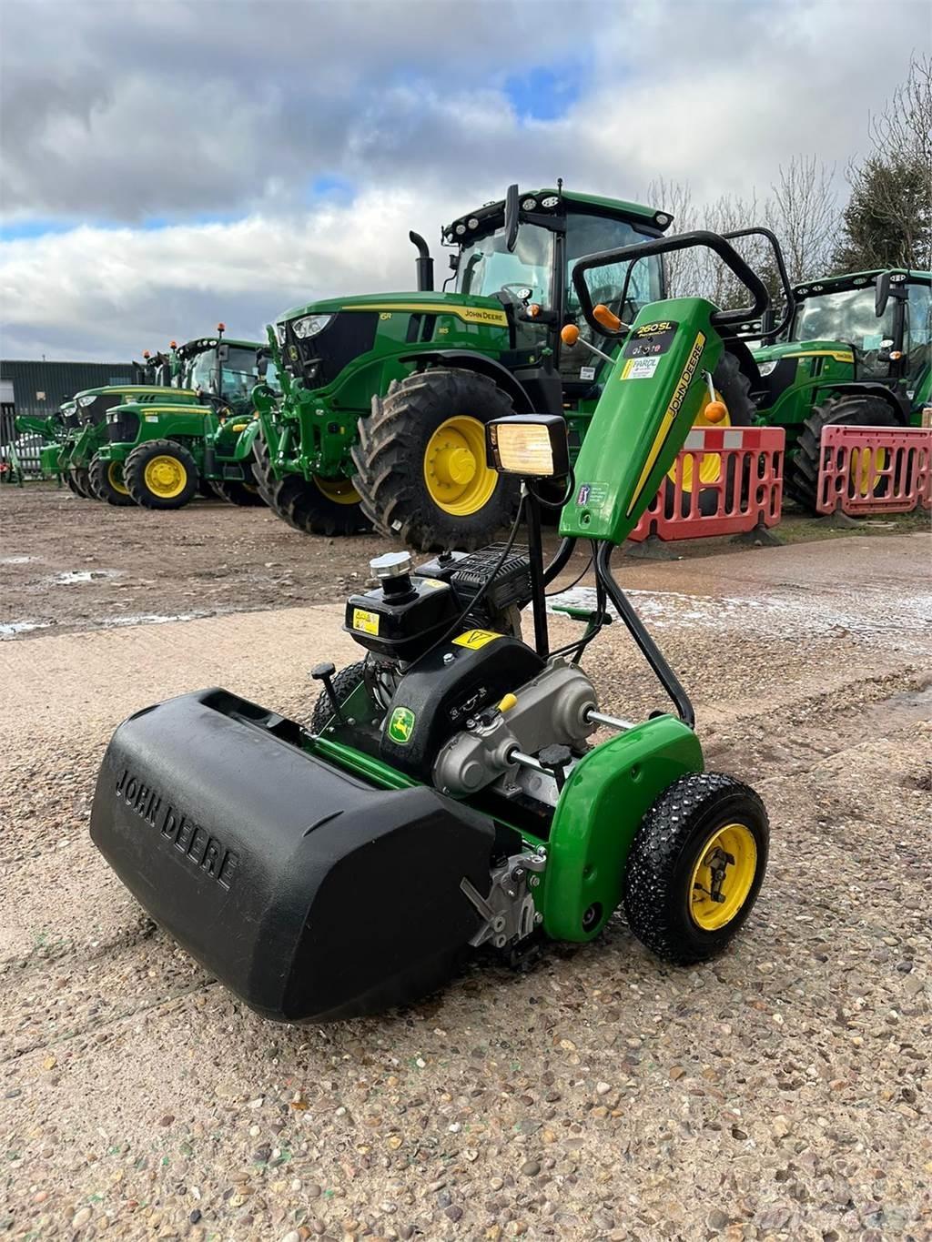 John Deere 260SL Бутащи се косачки