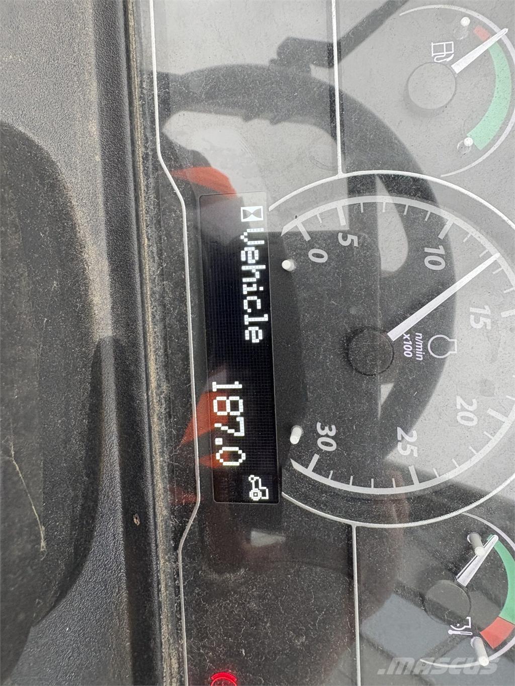 John Deere 3039R Компактни трактори