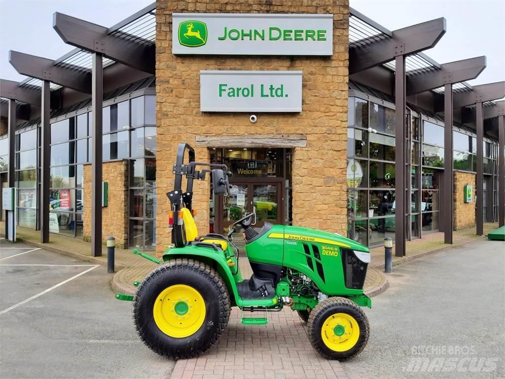 John Deere 3046R Компактни трактори
